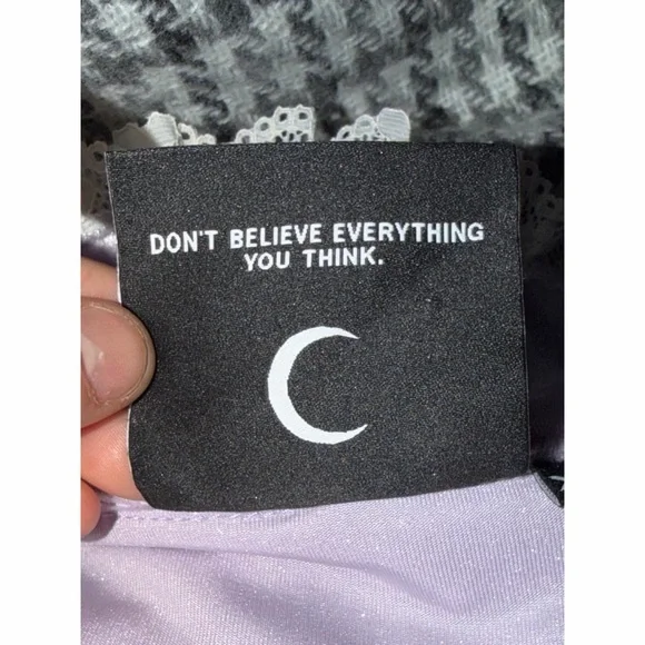 💜 Killstar Velvet Dress with Lace Trim - Picture 6 of 6